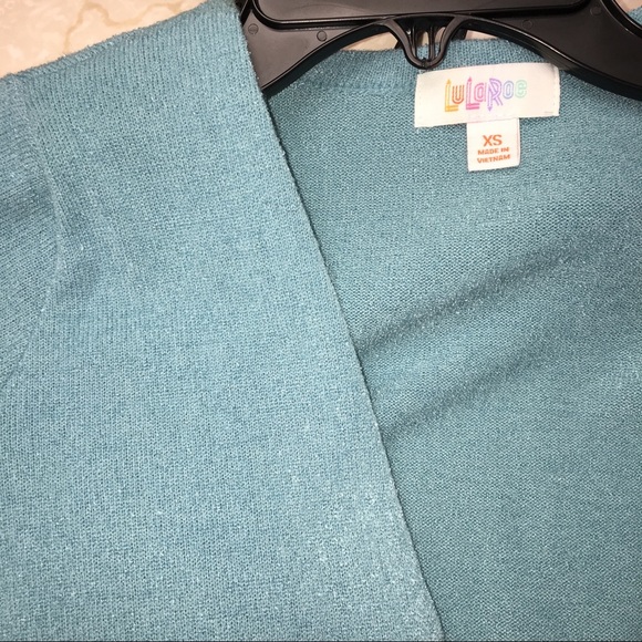 ❌SOLD❌ 💙 LuLaRoe Sarah Cardigan - XS - Picture 3 of 6